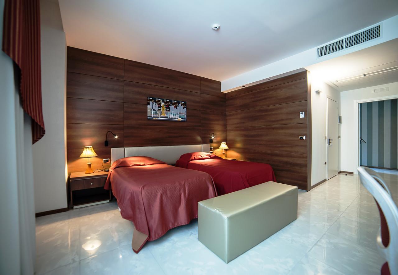 Family Center Hotel Atena Lucana Exterior foto